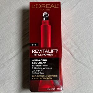 L'Oreal Paris Revitalift Triple Power Eye Cream - Bold Red